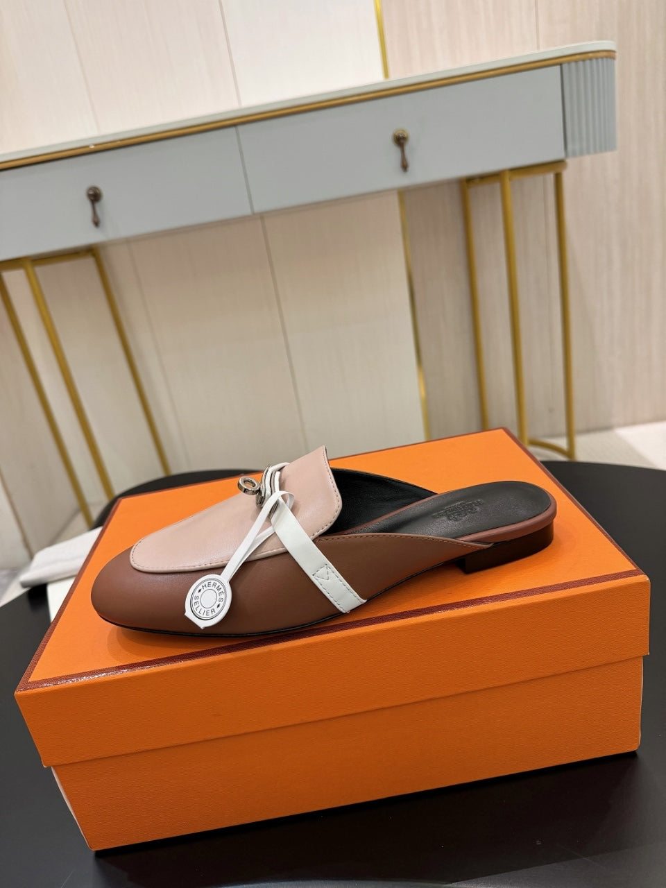 Hermes Slipper