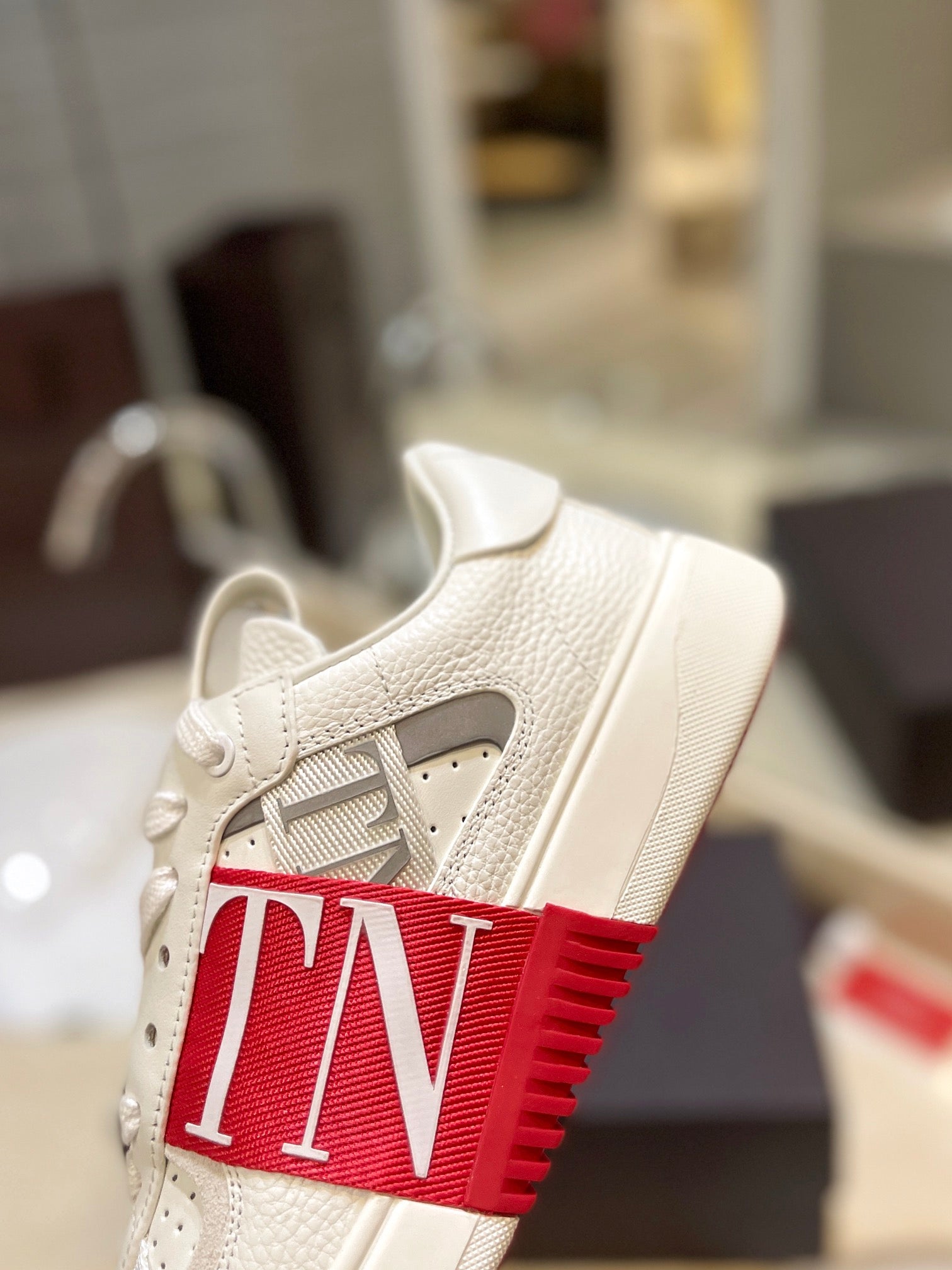 Valentino Sneaker