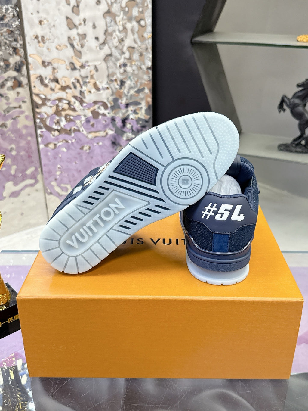 Louis Vuitton Sneaker