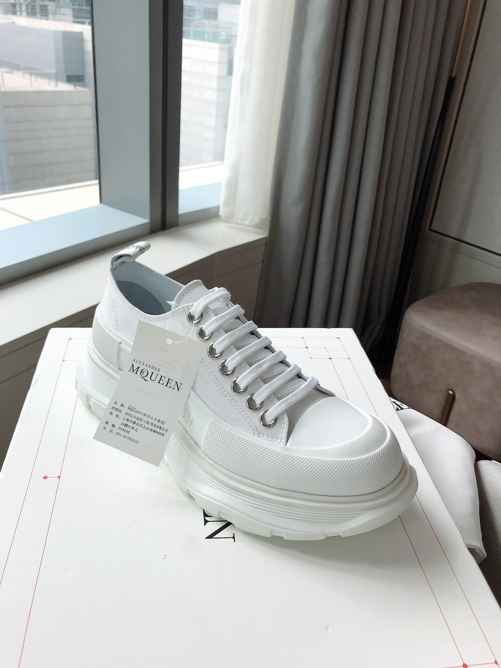 Alexander McQueen Sneaker