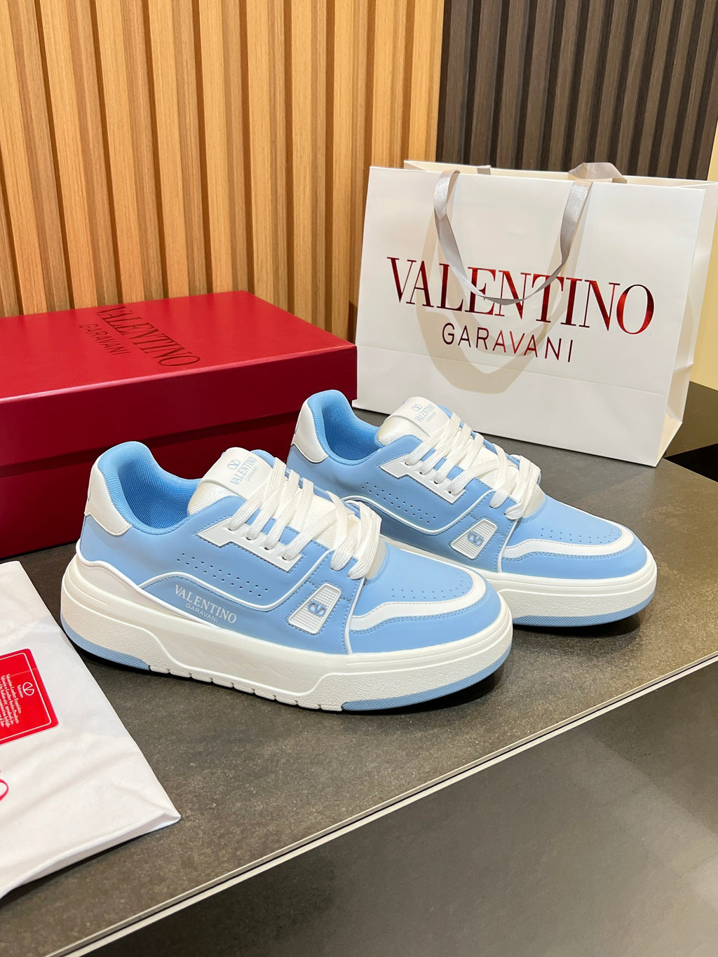 Valentino Sneaker
