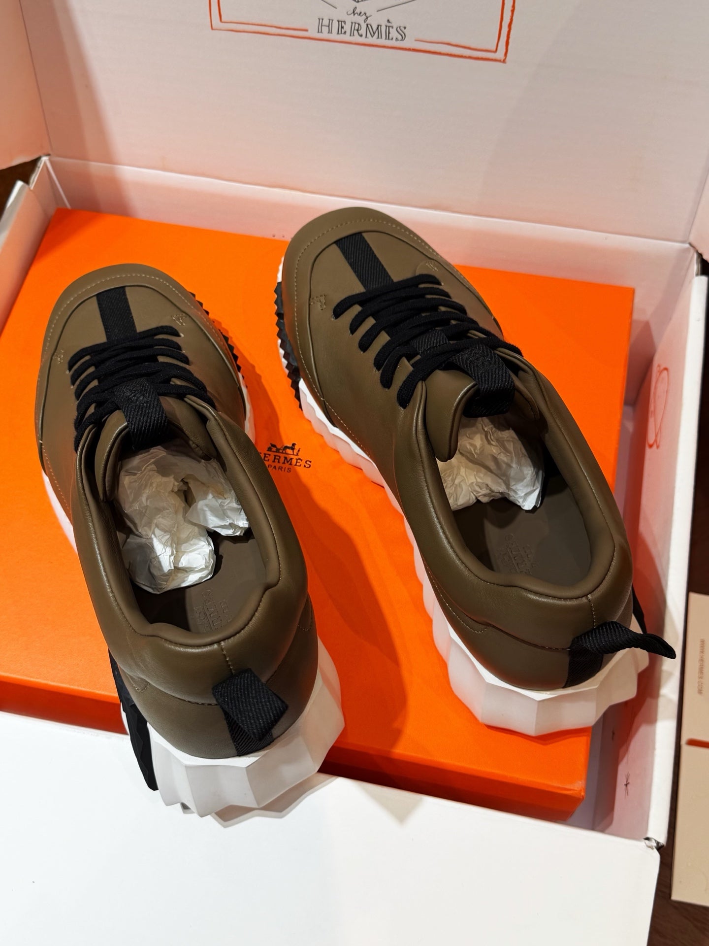 Hermes Sneaker