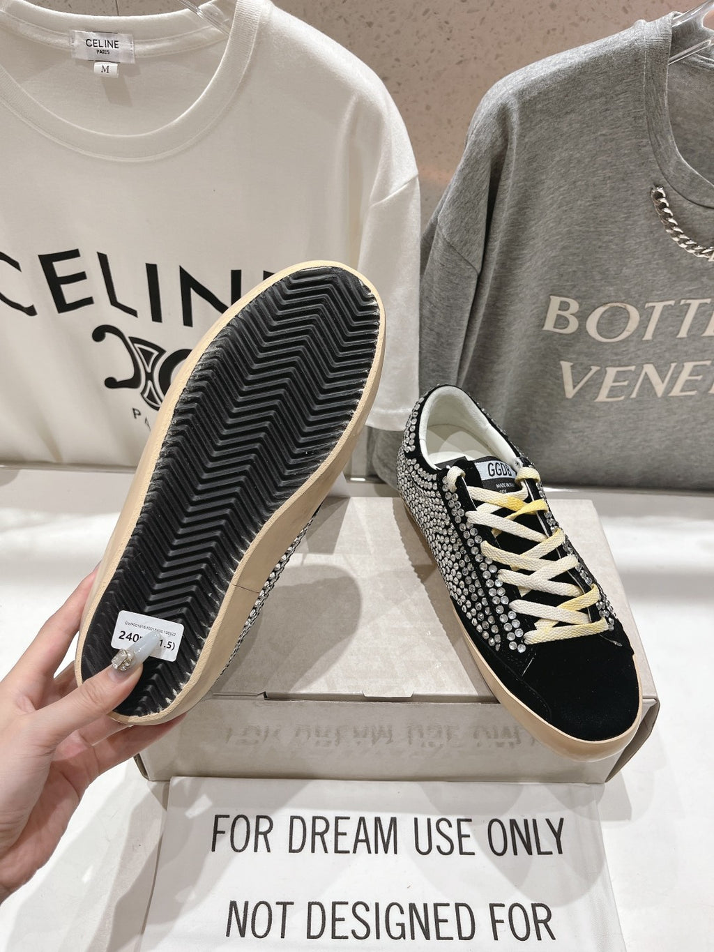 Golden Goose superstar