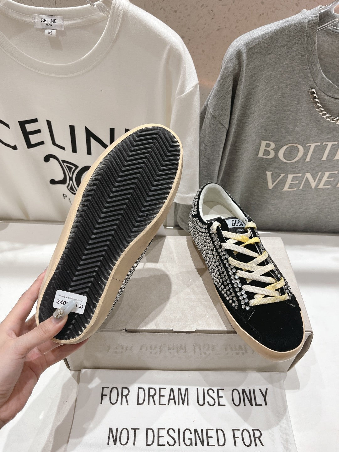 Golden Goose superstar