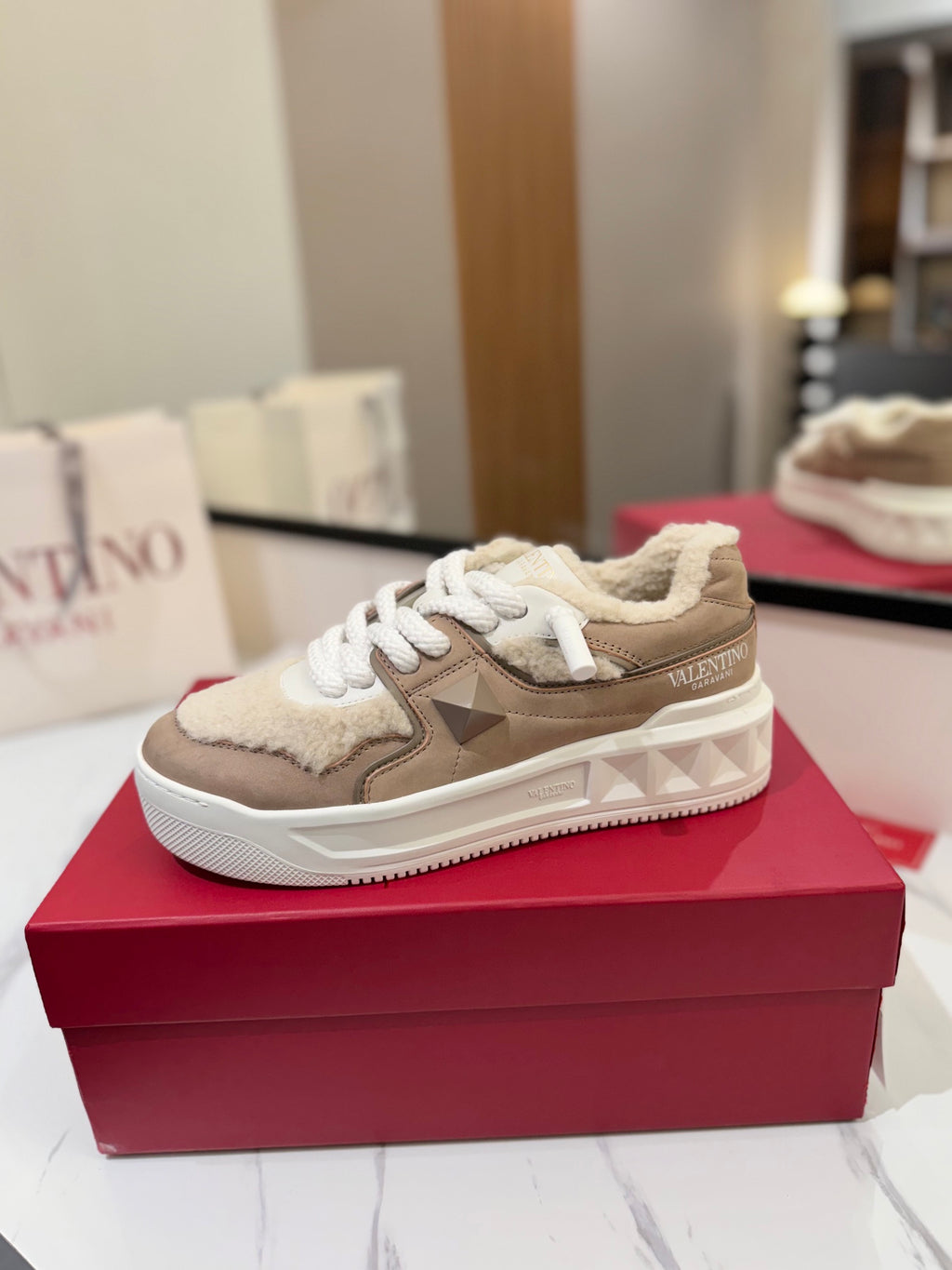 Valentino Sneaker