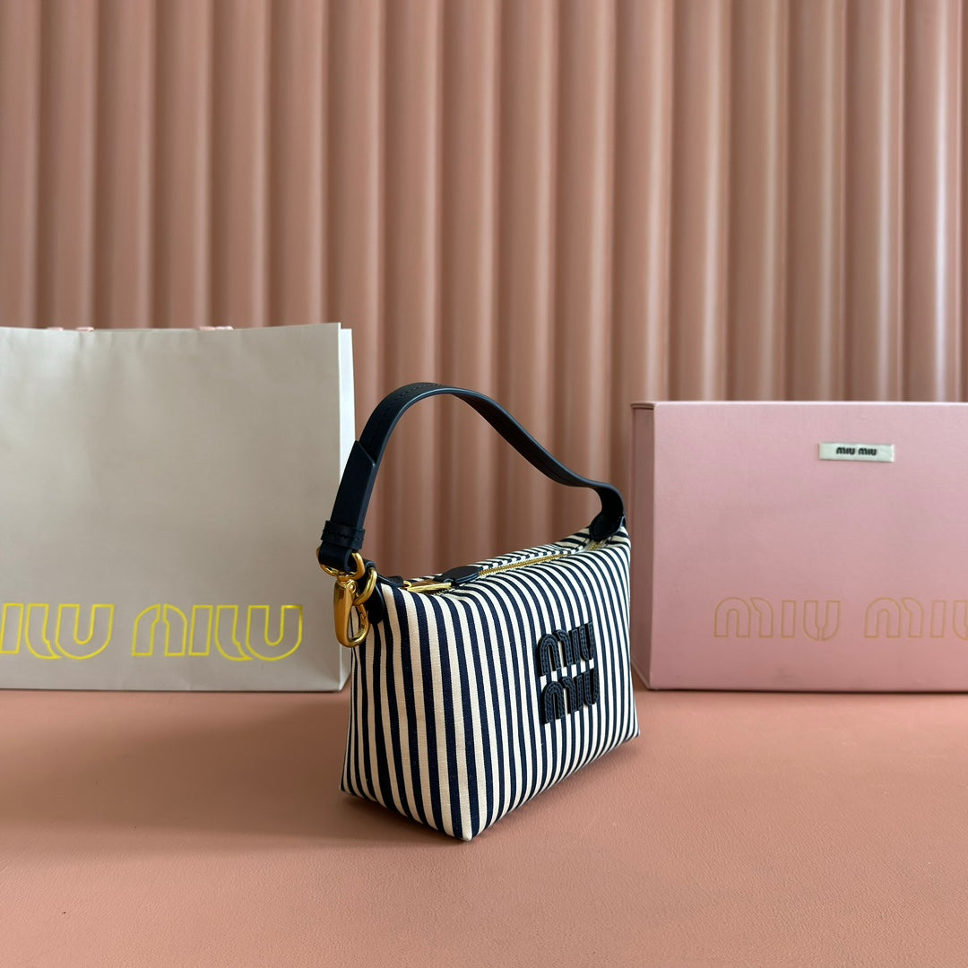 Miu miu bag