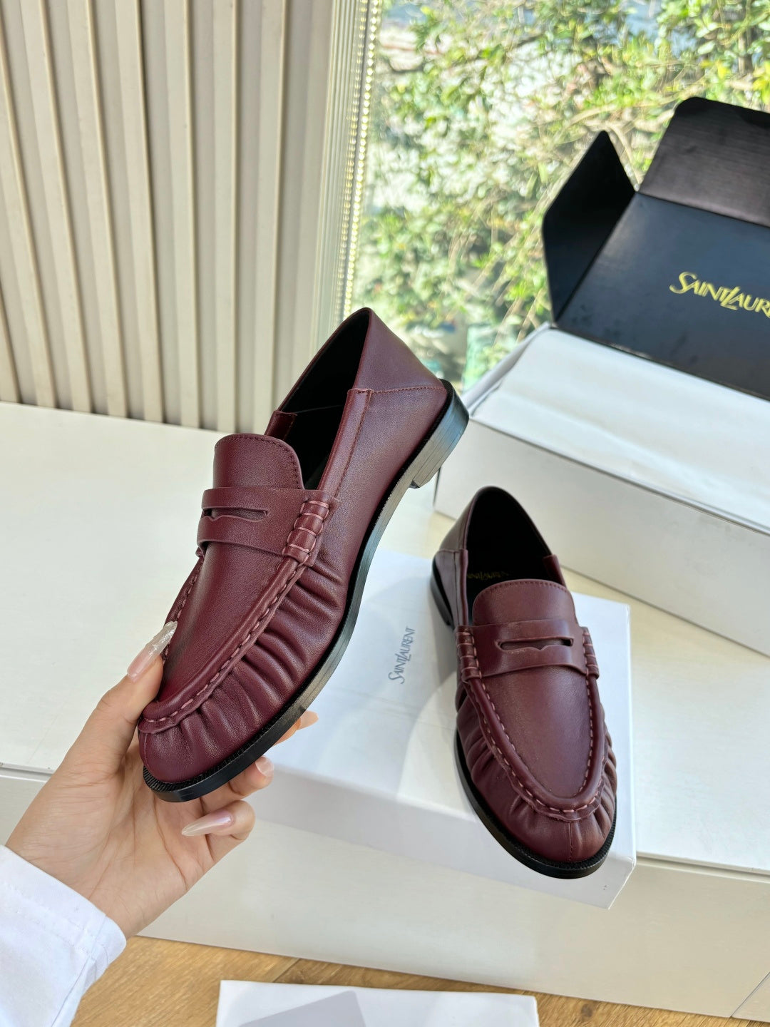 Saint Laurent Loafer