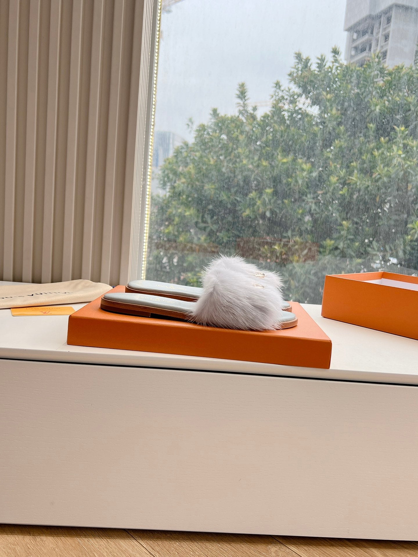 Louis Vuitton Slipper