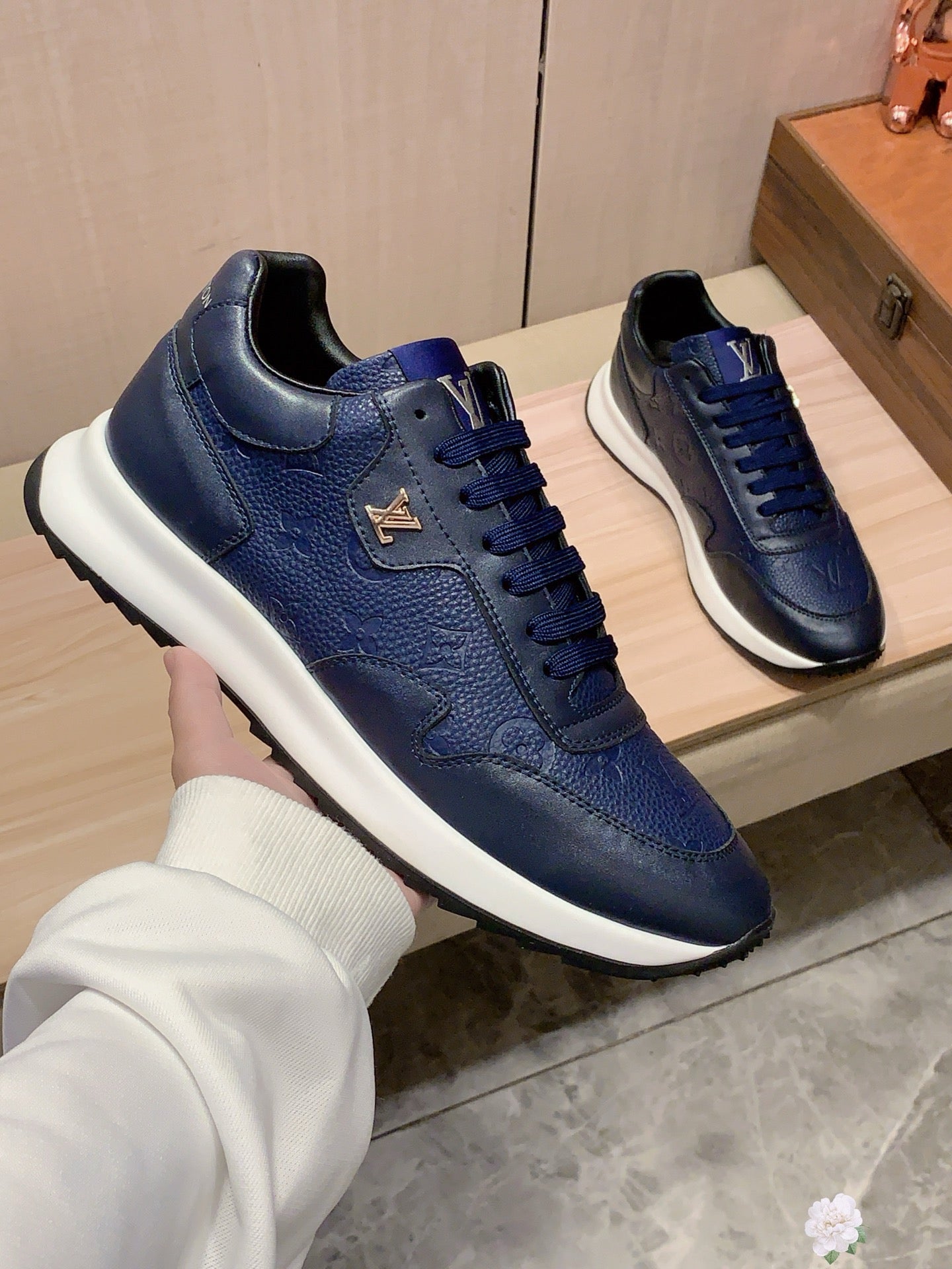 Louis Vuitton Sneaker