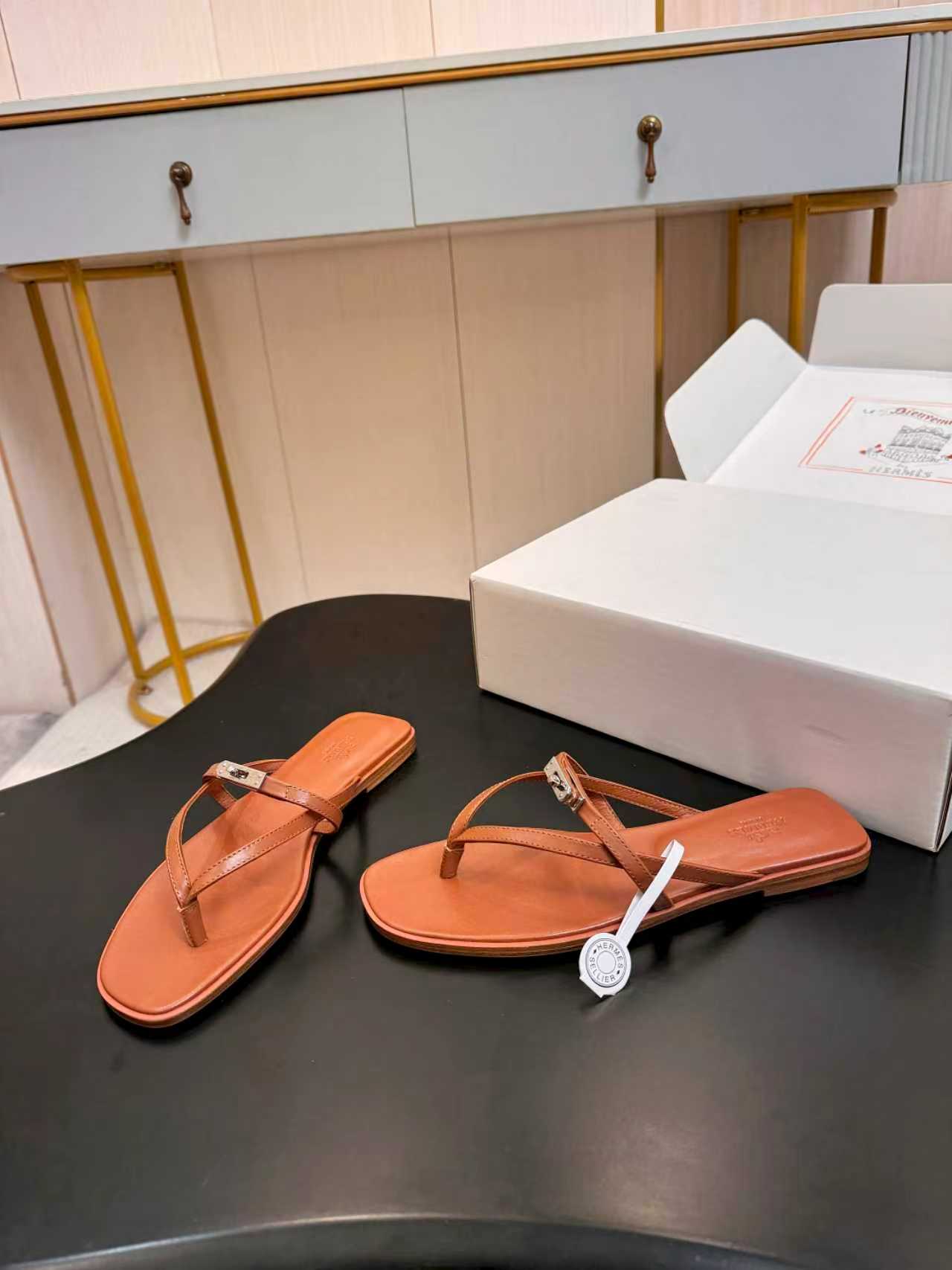 Hermes Slipper