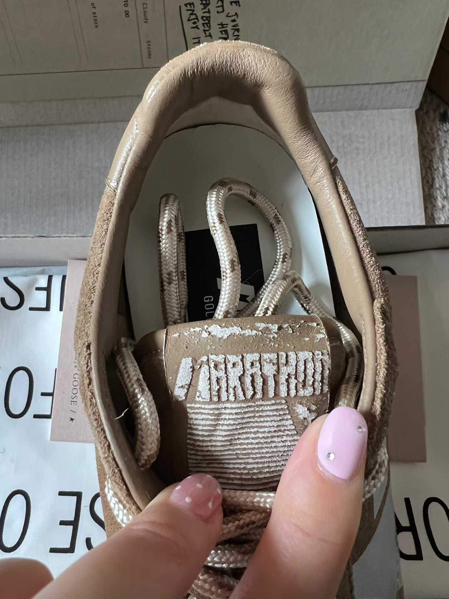 Golden Goose Sneaker