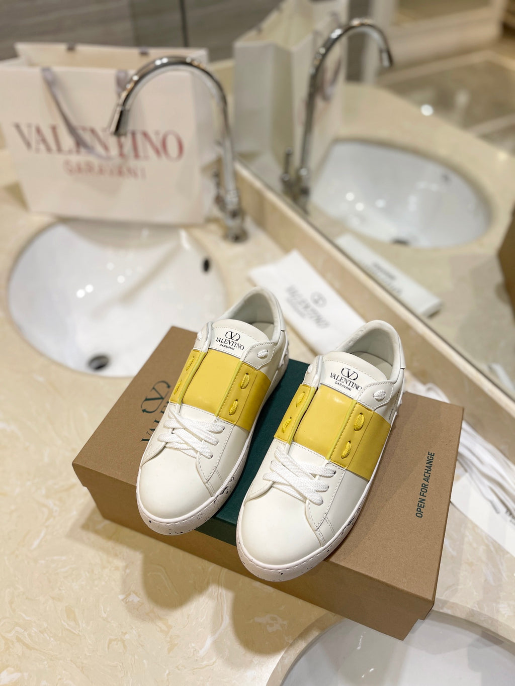 Valentino Sneaker