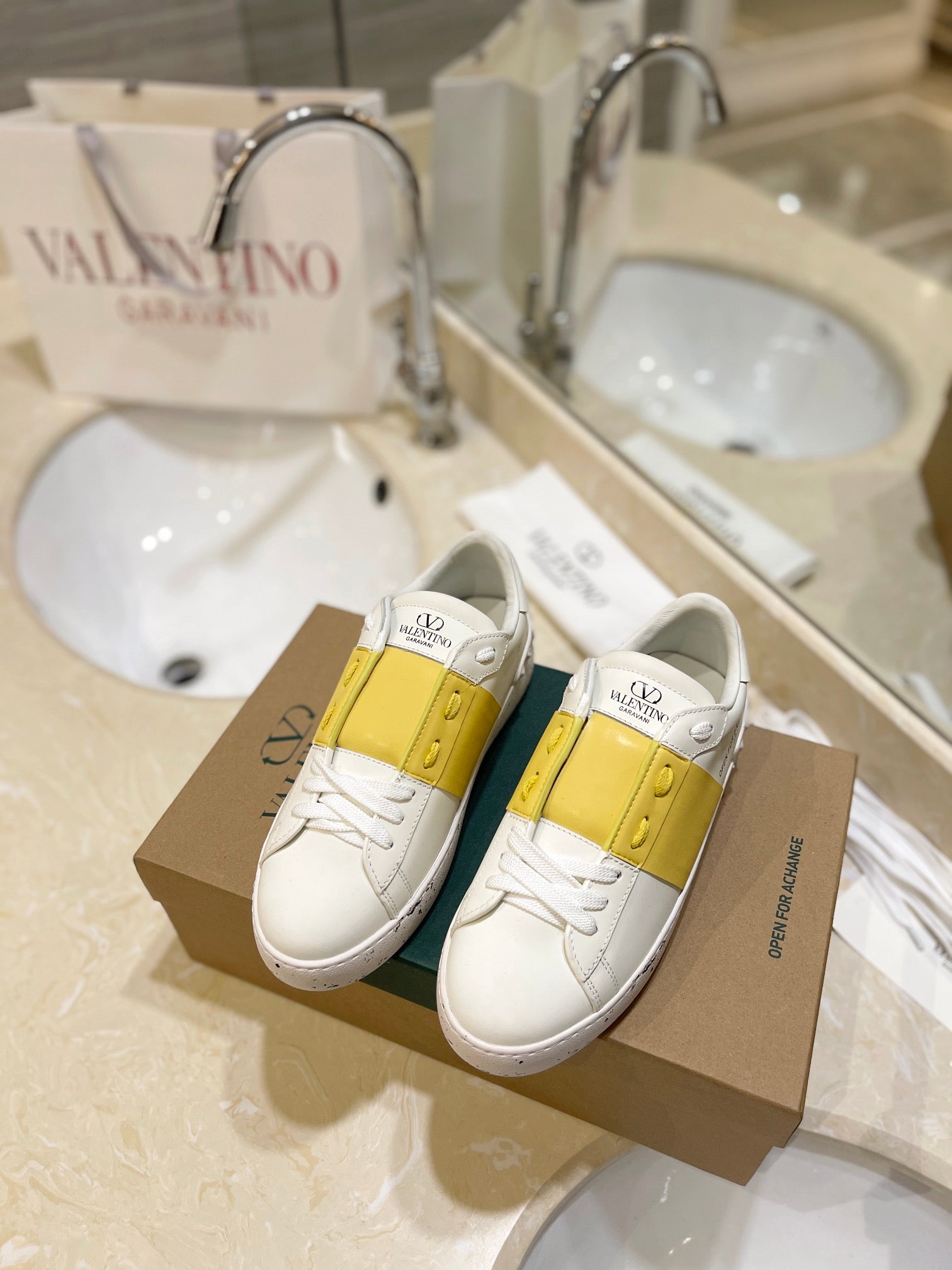 Valentino Sneaker