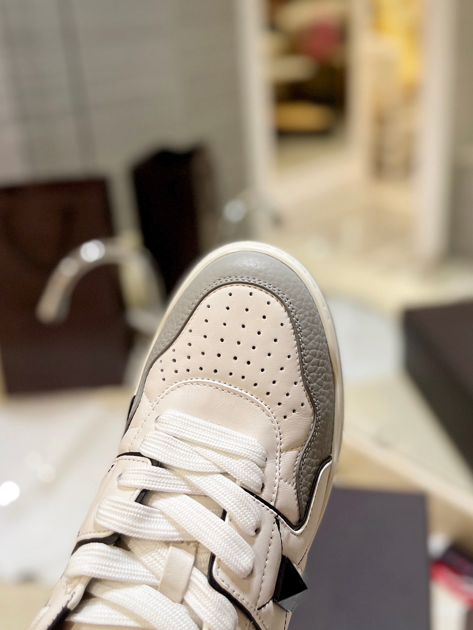 Valentino Sneaker