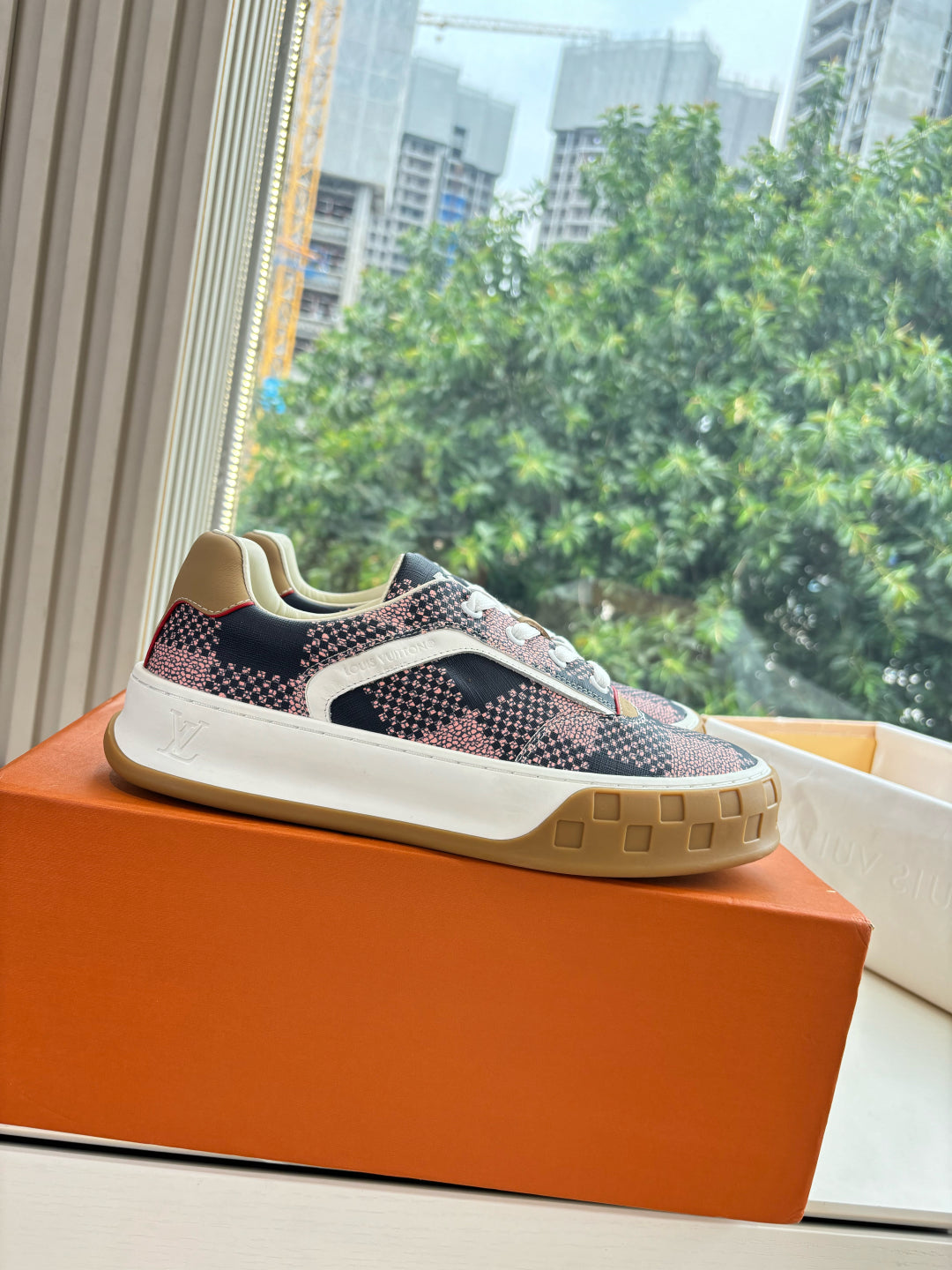 Louis Vuitton Sneaker