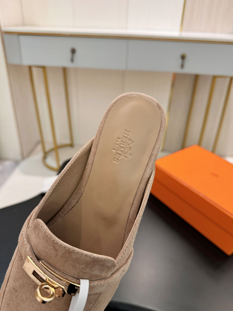 Hermes Slipper