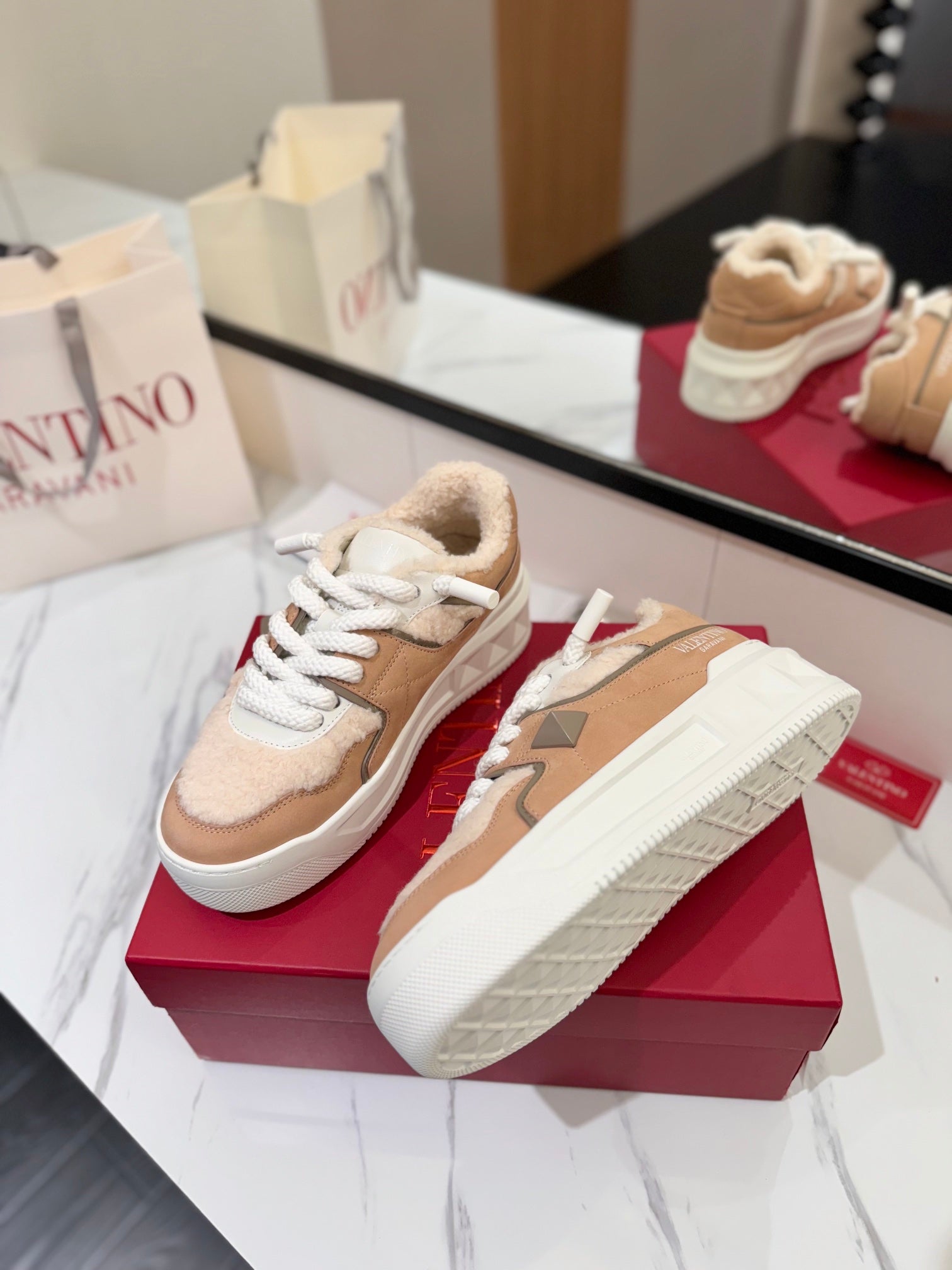 Valentino Sneaker