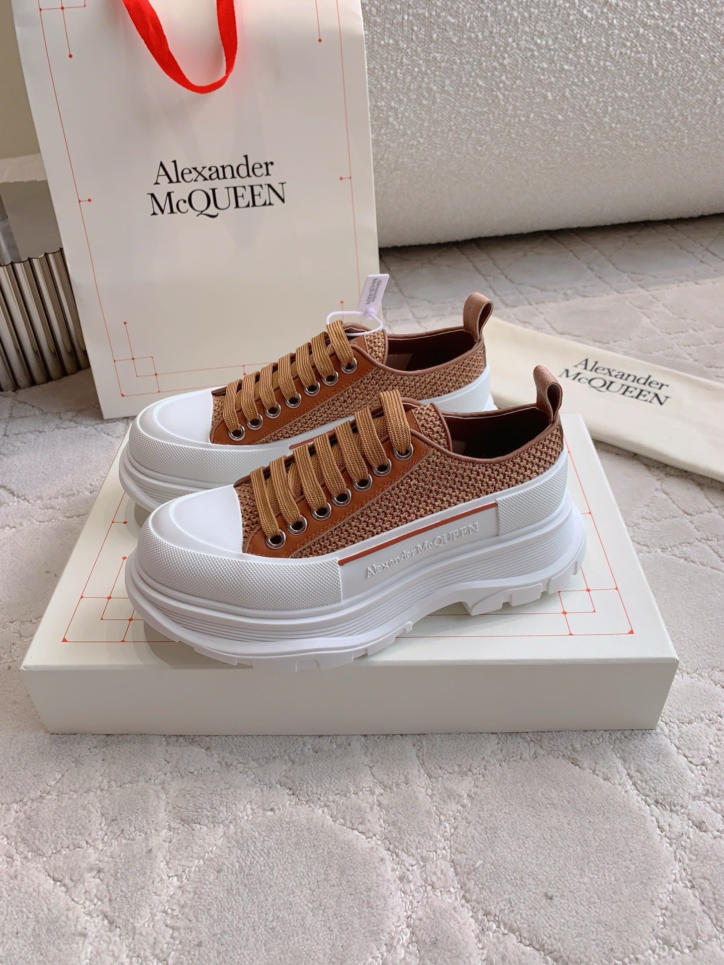 Alexander McQueen Sneaker