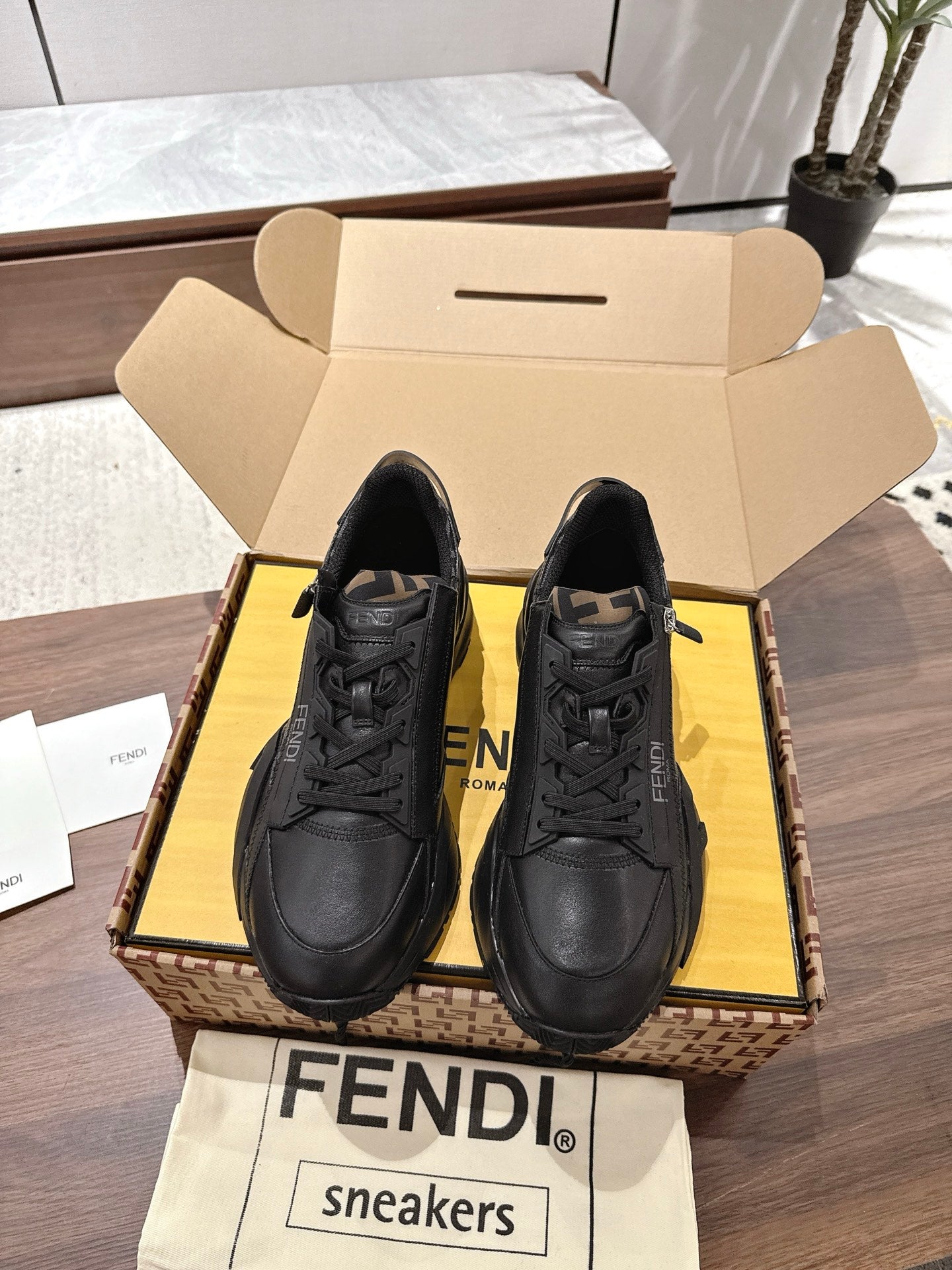 Fendi Sneaker