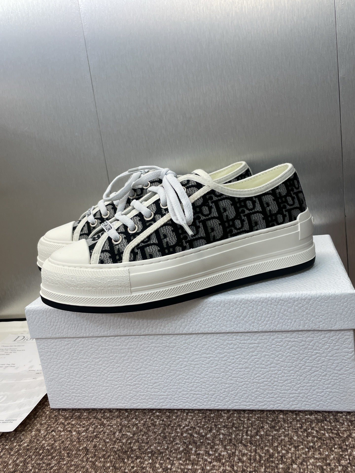 Dior Sneaker