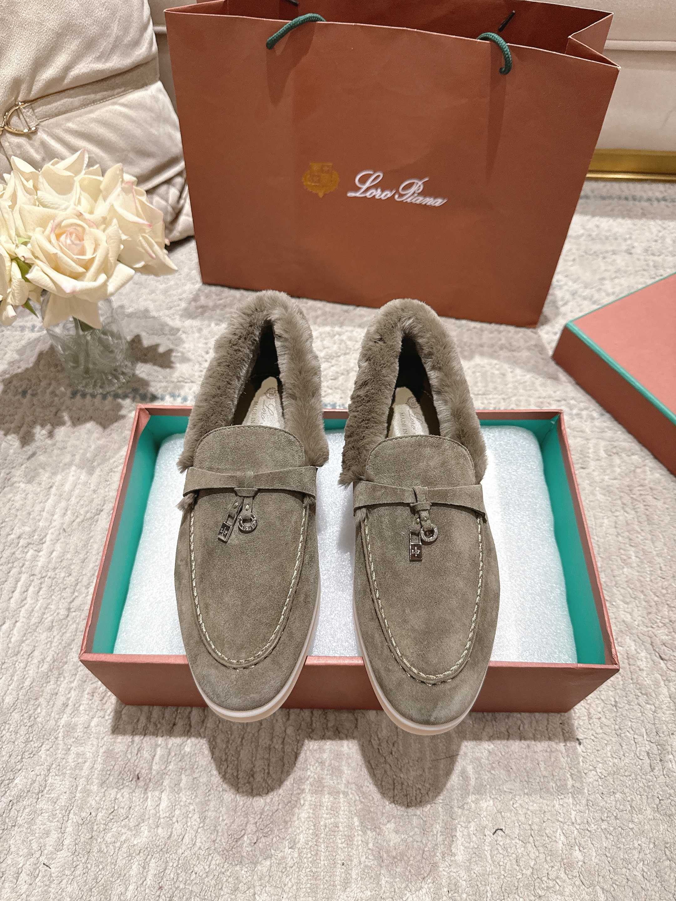 Loro Piana Loafer