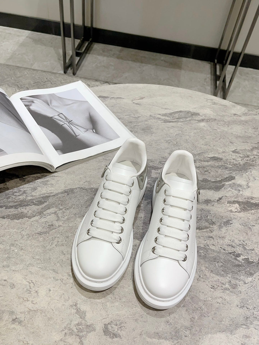 Alexander McQueen Sneaker