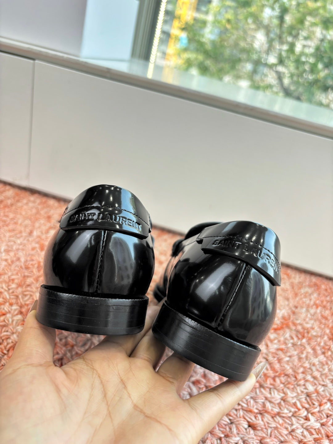 Yves Saint Laurent Loafer