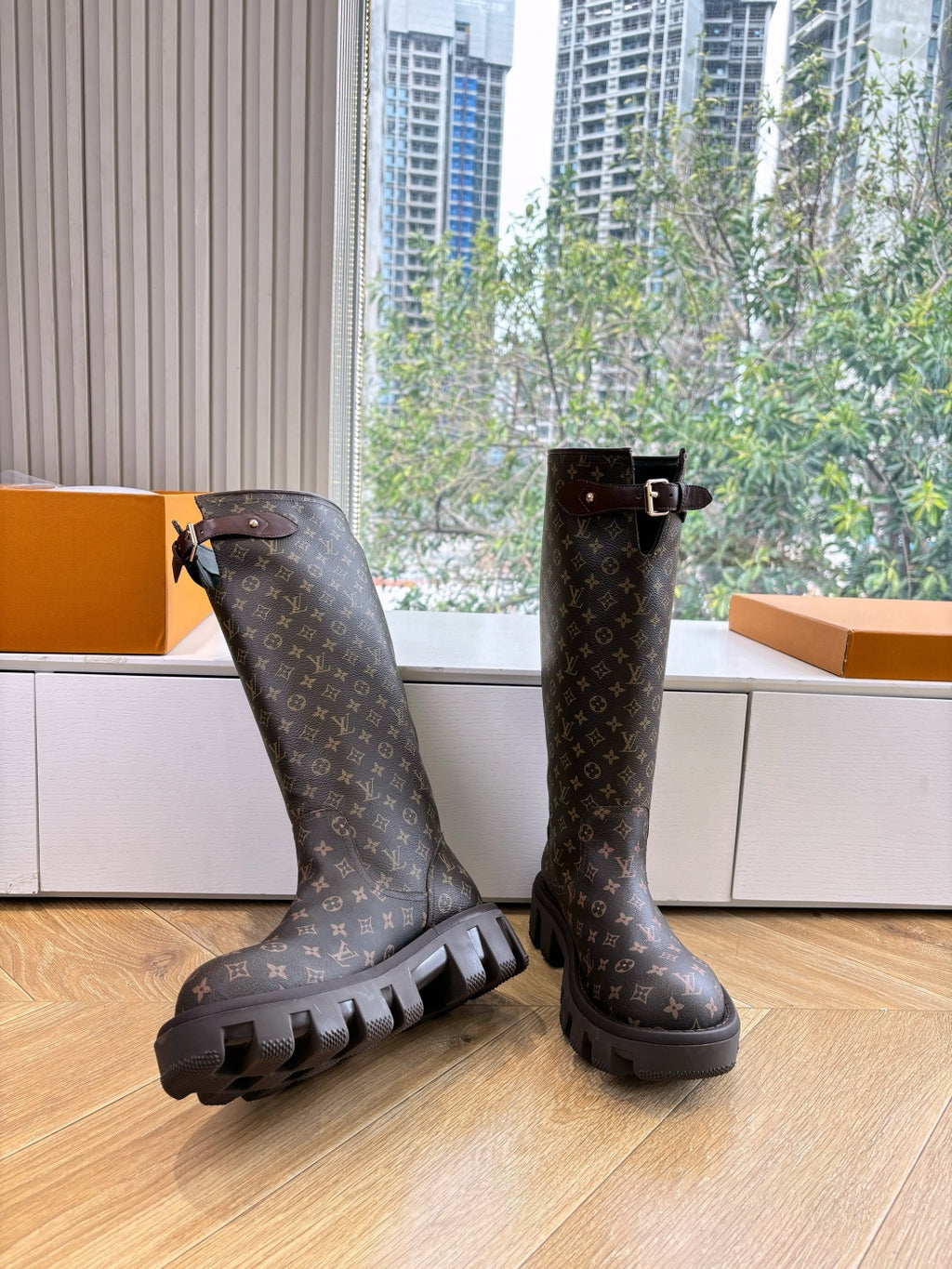 Louis Vuitton Çizme