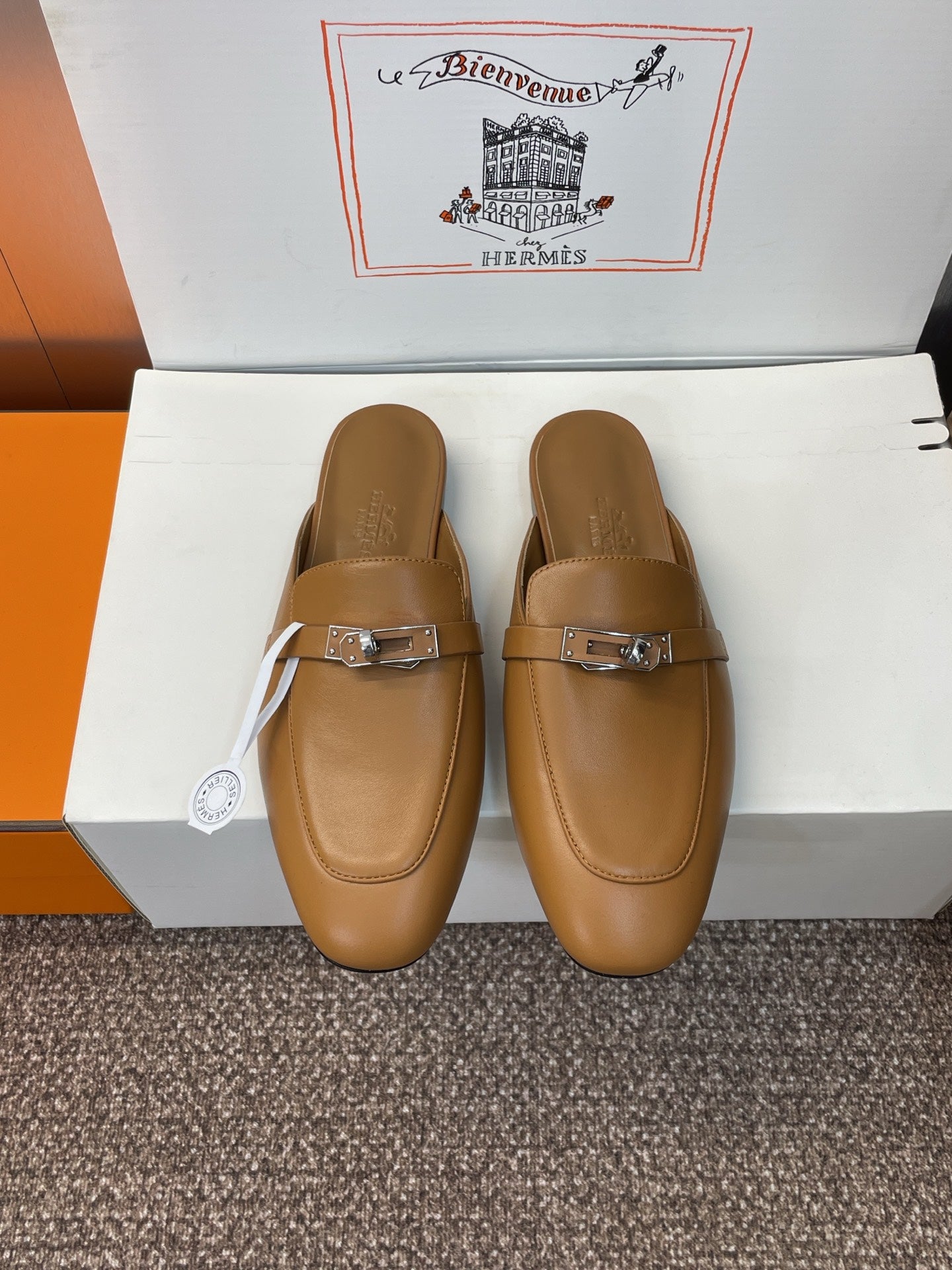 Hermes Slipper