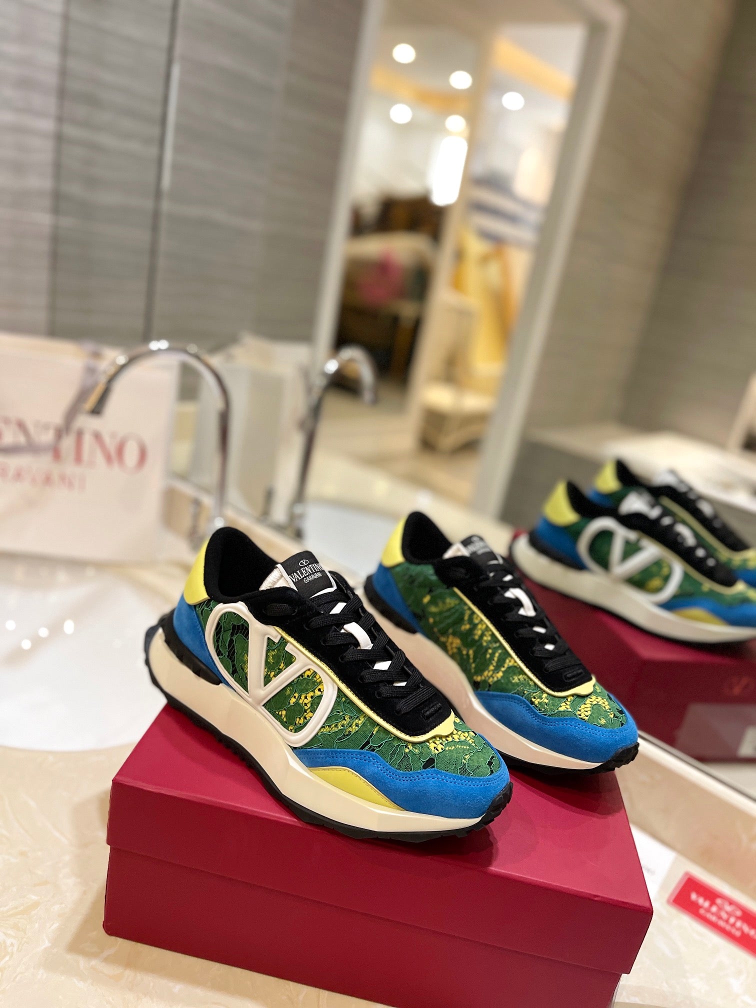 Valentino Sneaker