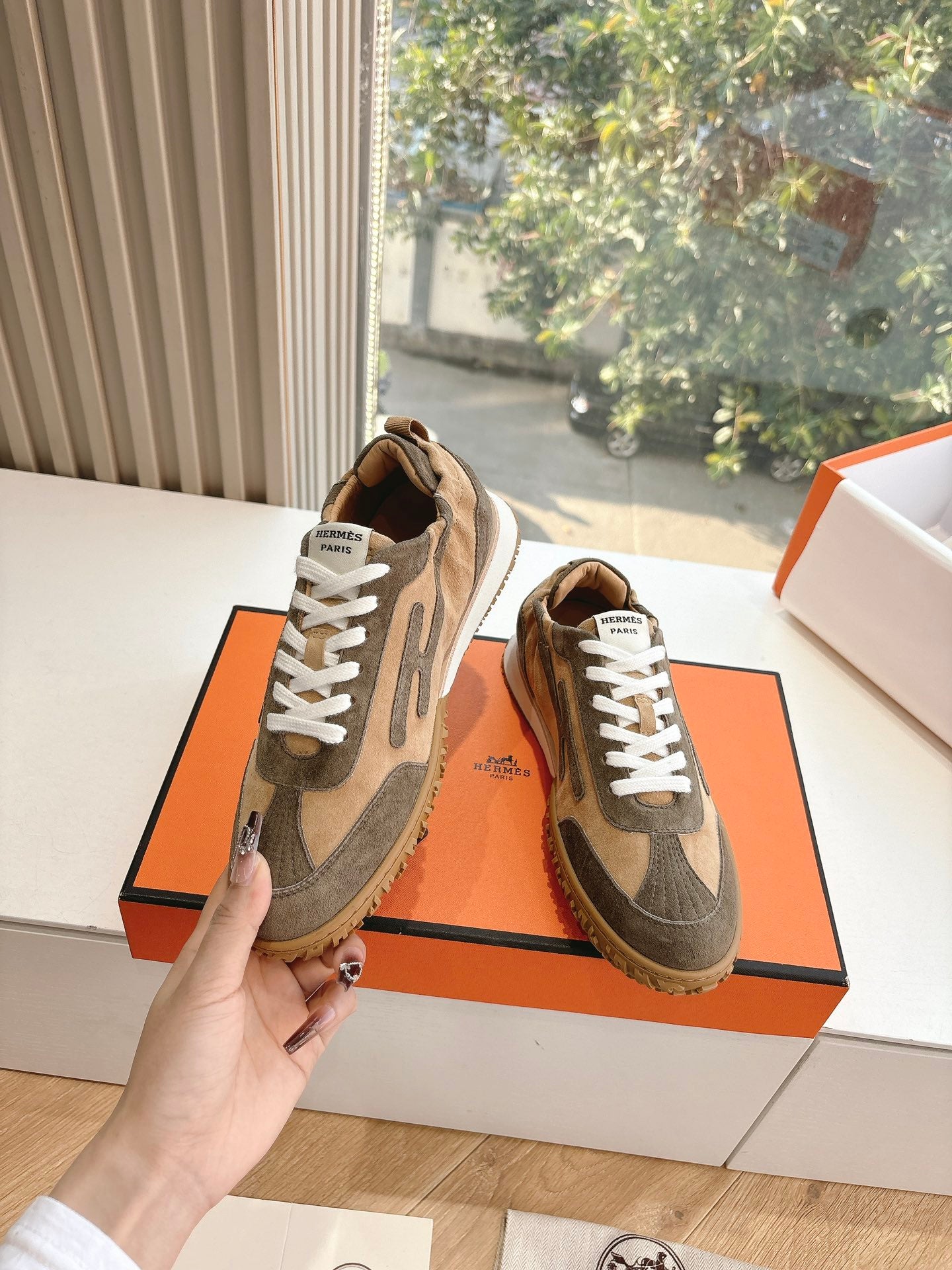 Hermes Sneaker