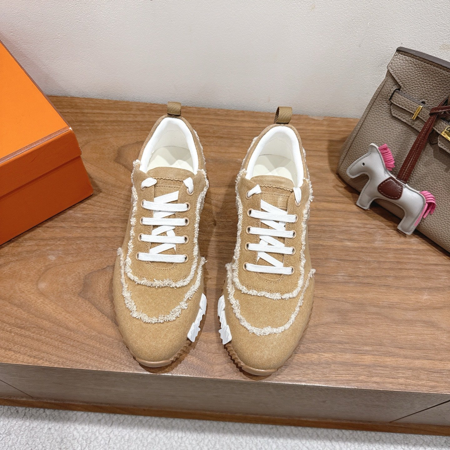 Hermes Sneaker