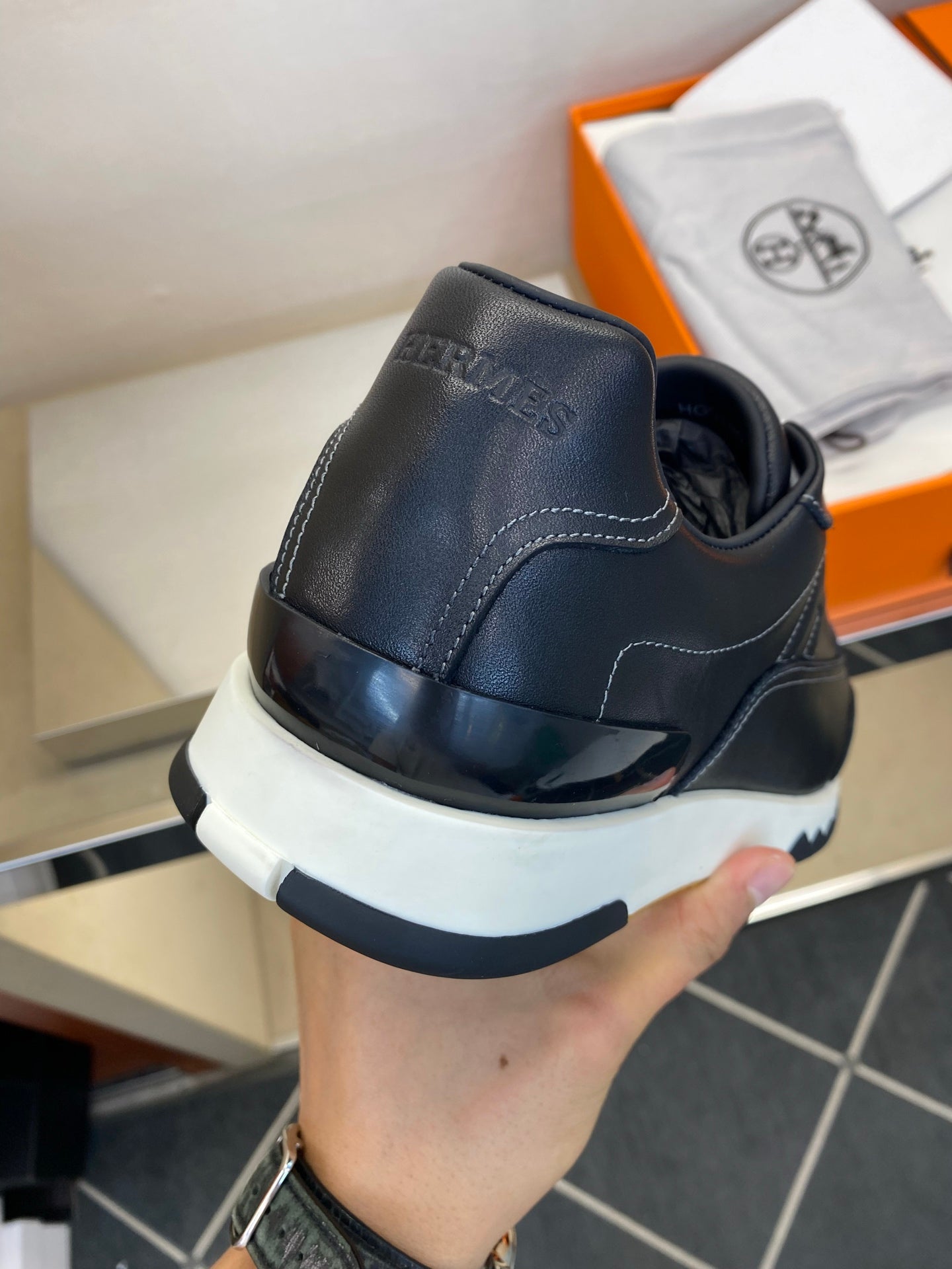 Hermes Sneaker