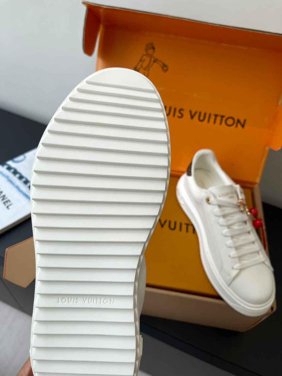 Louis Vuitton Sneaker