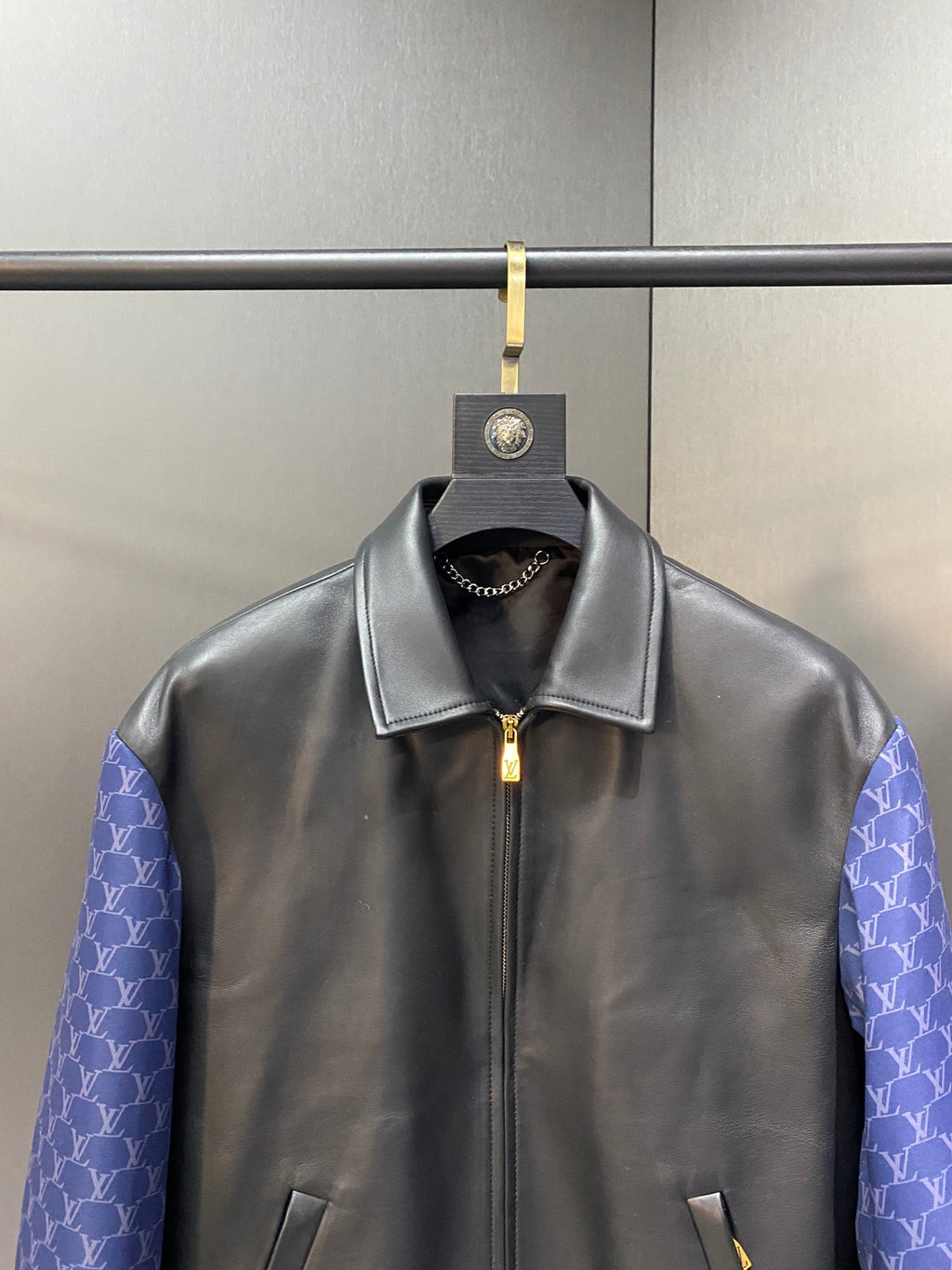 Louis Vuitton Deri Mont