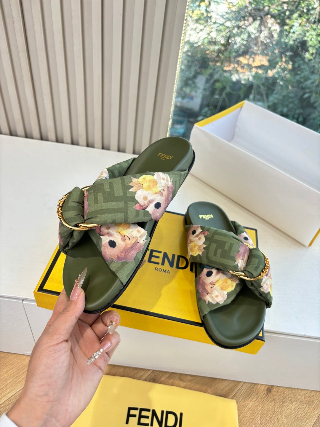 Fendi Slipper