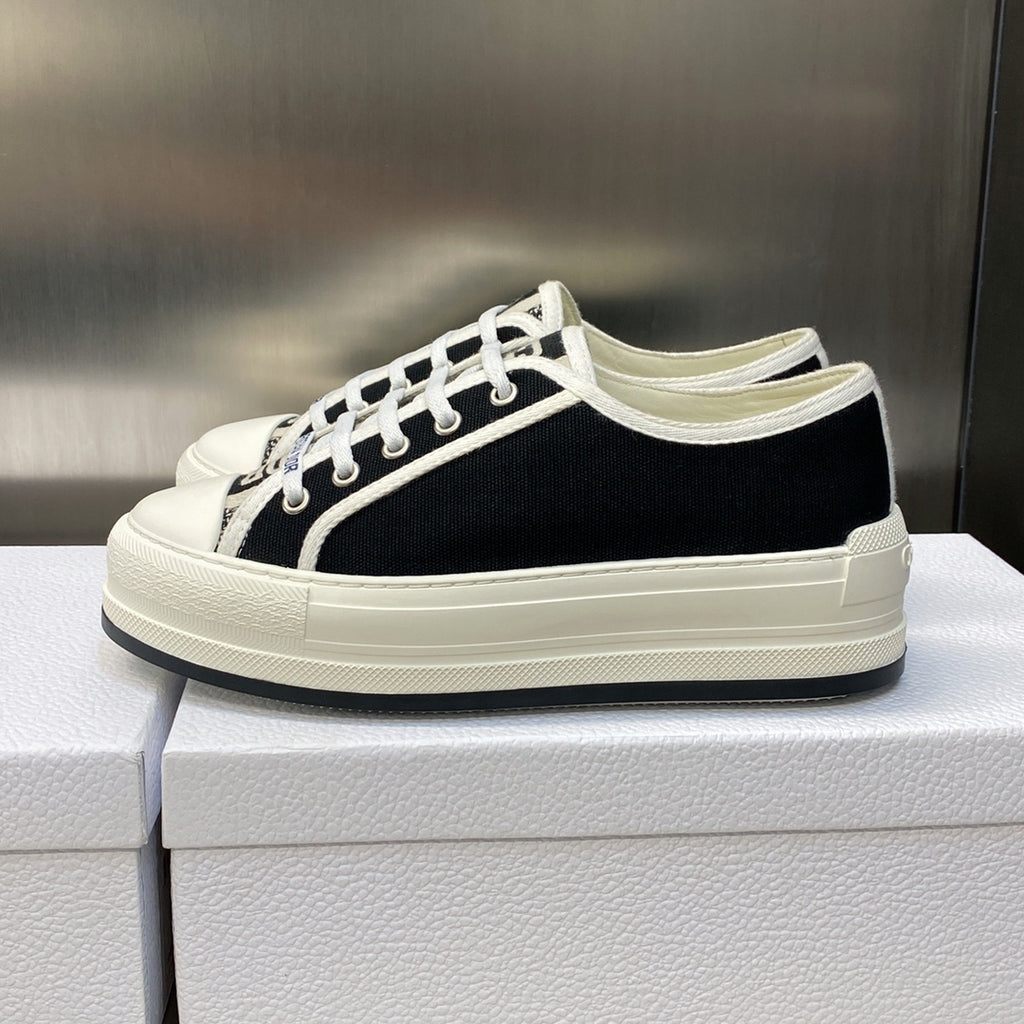 Dior Sneaker