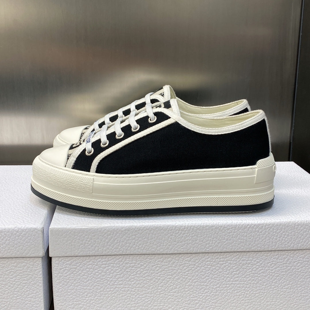 Dior Sneaker