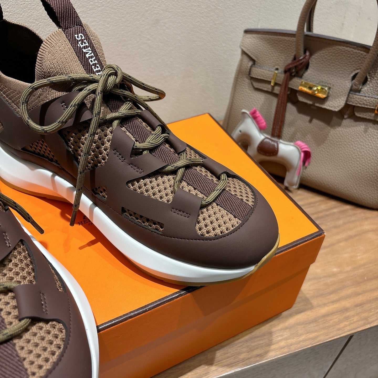 Hermes Sneaker