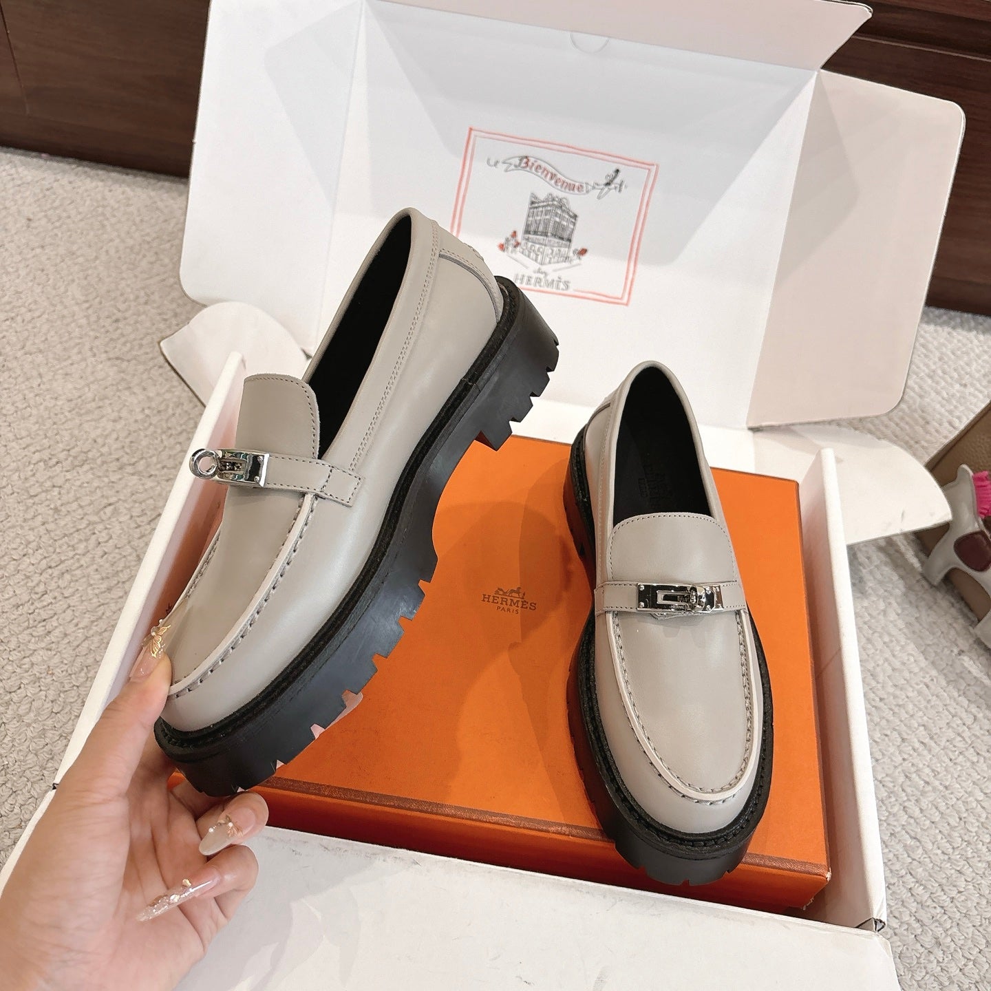Hermes Sneaker