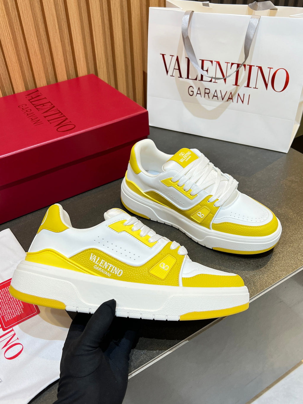 Valentino Sneaker