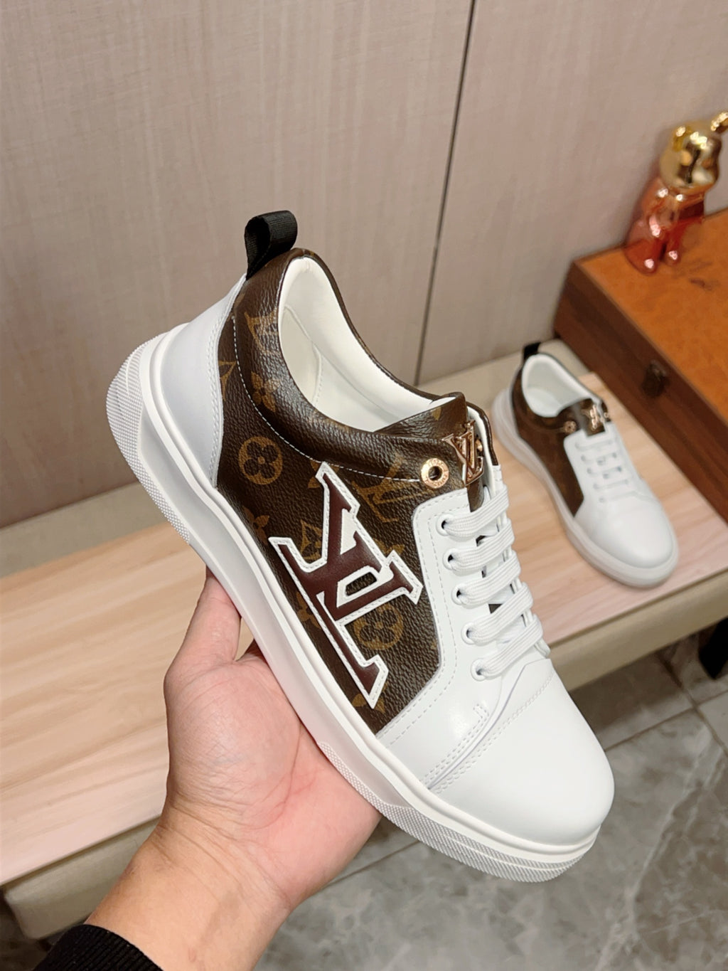 Louis Vuitton Sneaker