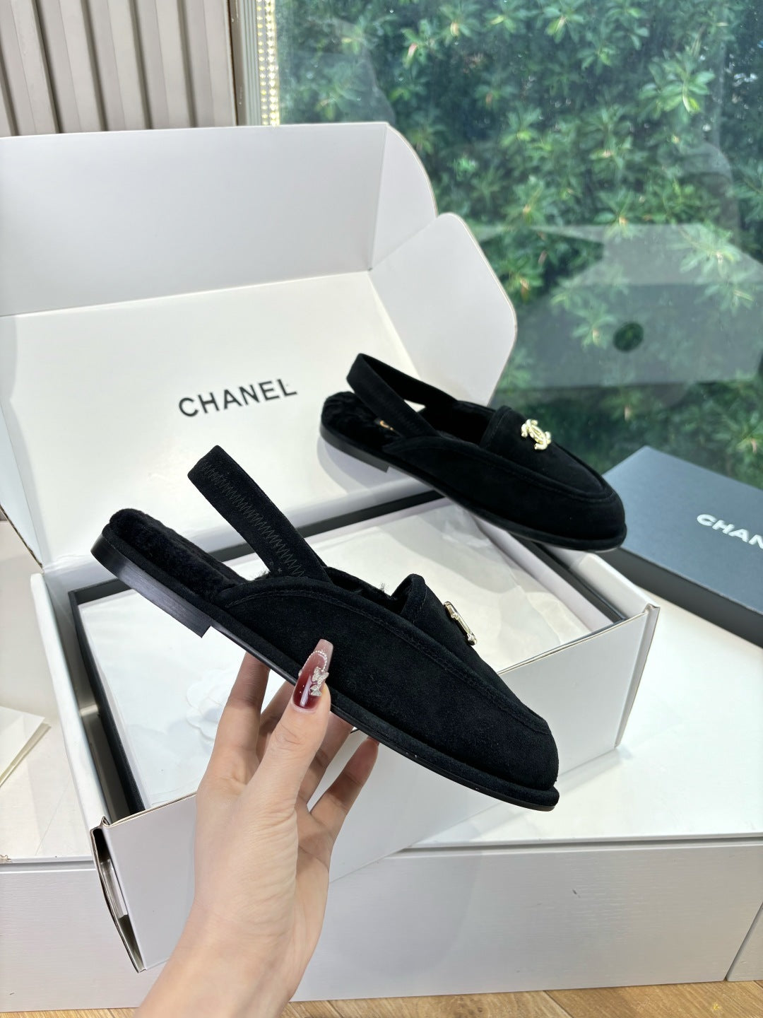 Chanel Slipper