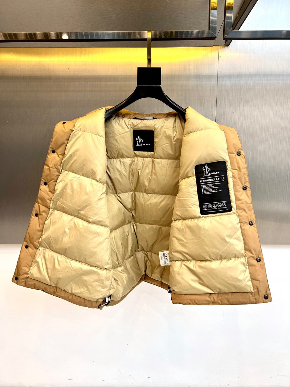 Moncler Yelek
