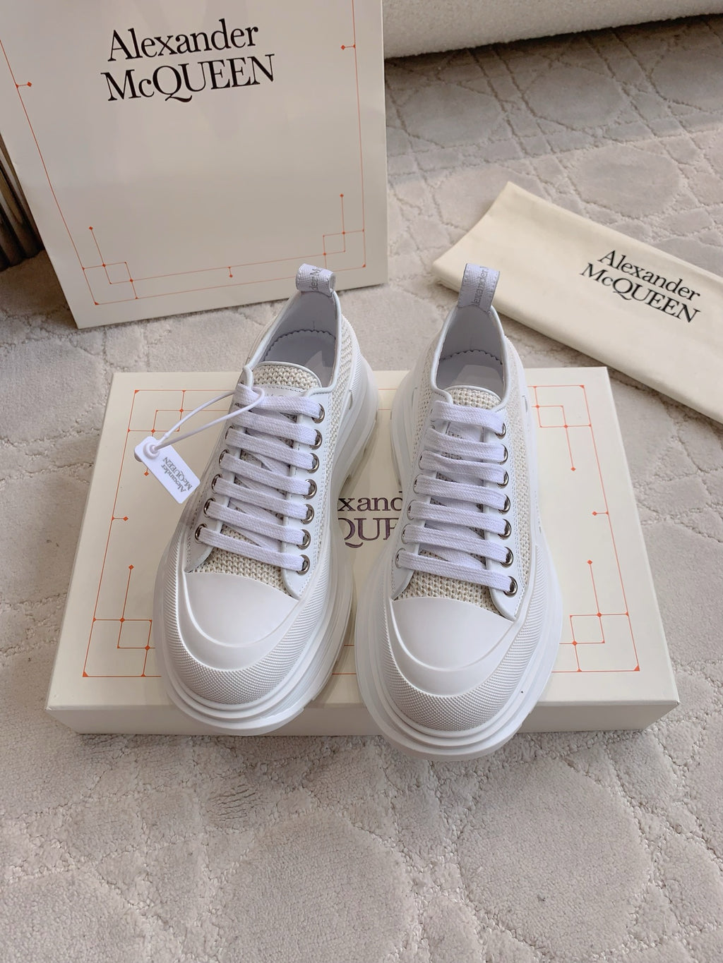 Alexander McQueen Sneaker