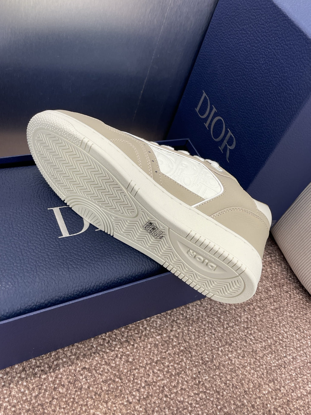 Dior Sneaker