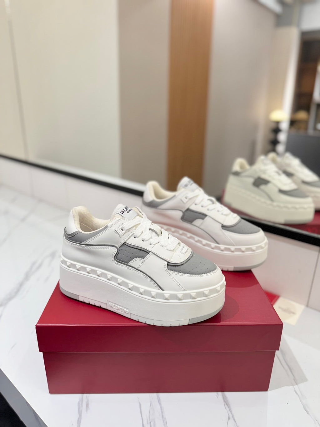 Valentino Sneaker