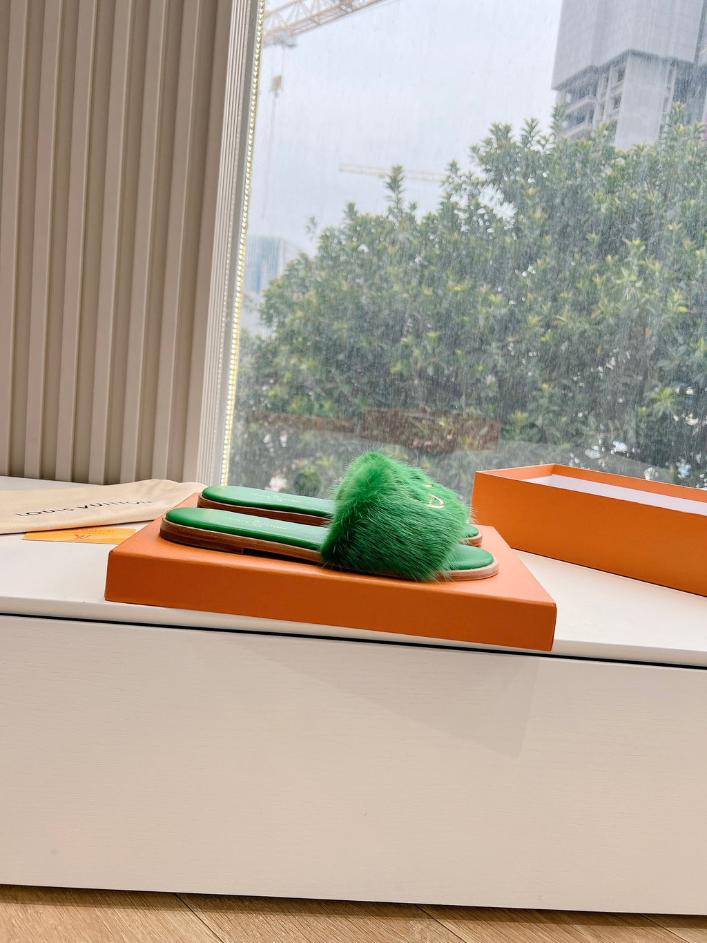 Louis Vuitton Slipper