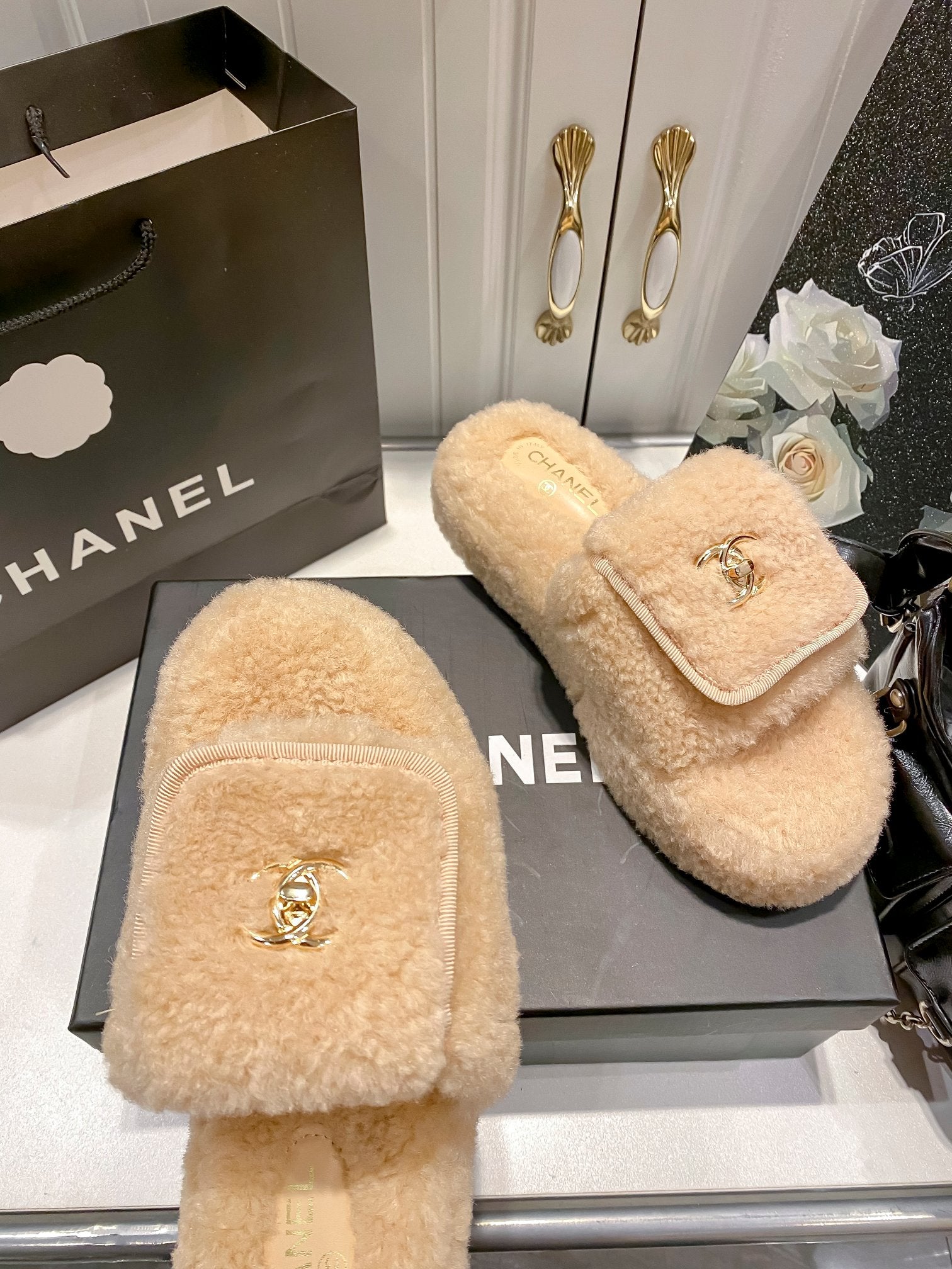 Chanel Slipper