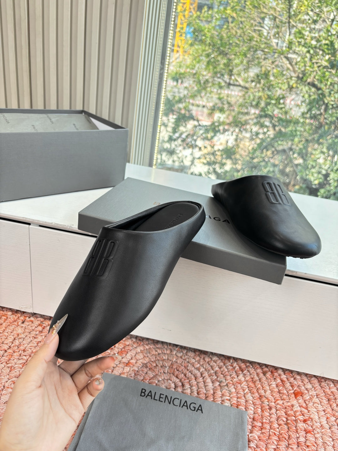 Balenciaga Slipper